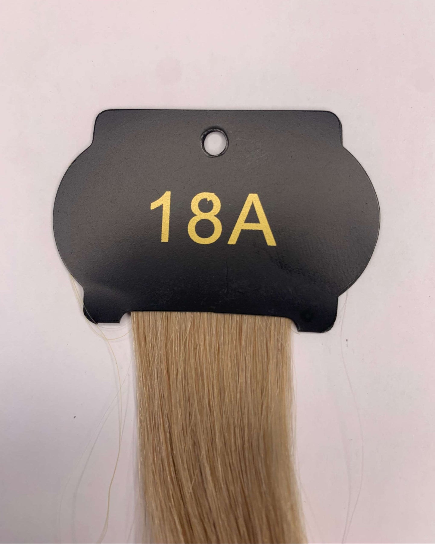 26-inch 6D human hair extensions with 1g strands, shade 18A.