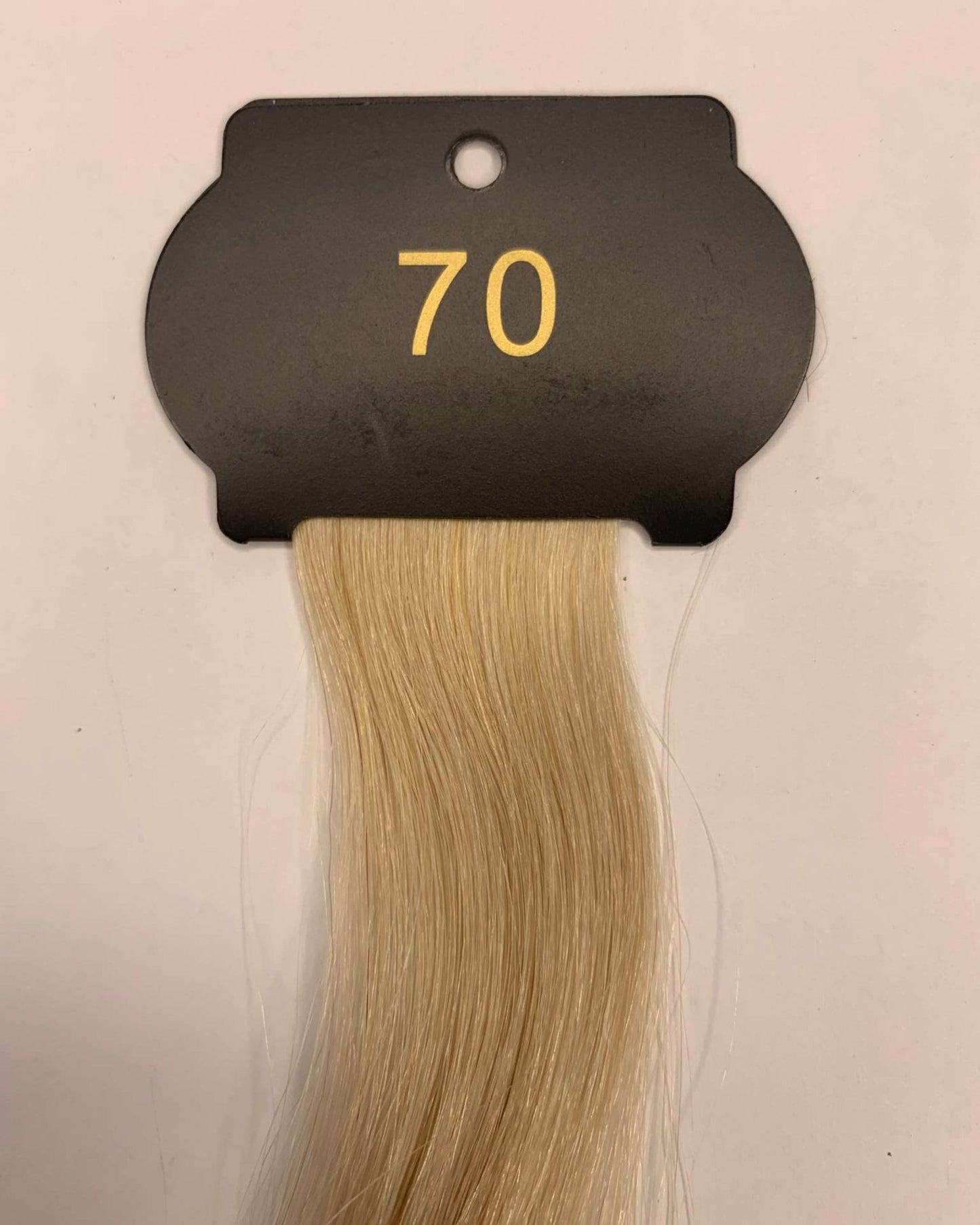 26-inch 6D human hair extensions sample strand.